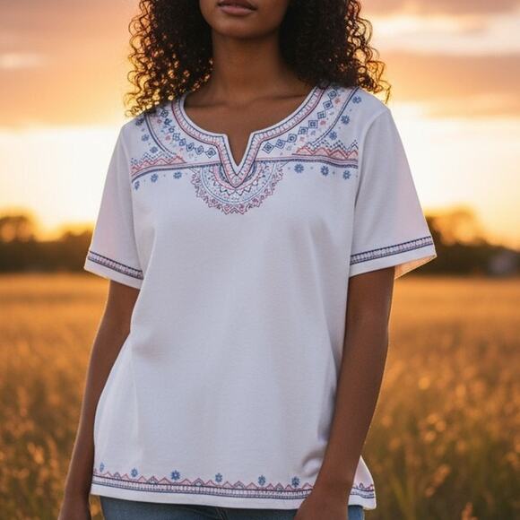 Alfred Dunner Embroidered Shirt White/Blue/Red Beaded Sz M - Picture 1 of 7